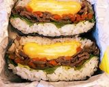 肉入りきんぴらと玉子焼きのおにぎらず作り方9写真