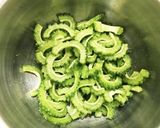 ゴーヤの甘味噌炒め作り方1写真