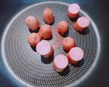 ソーセージと枝豆のカレーケチャップ炒め作り方3写真