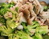 キノコとツナとブロッコリーサラダ作り方2写真