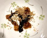 梅干しと炒りごまのおにぎり作り方1写真
