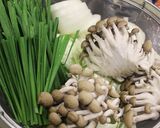 鶏肉と豚肉の旨辛スンドゥブ納豆チゲ作り方1写真
