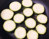 簡単♪ズッキーニのマヨチーズ焼き作り方3写真