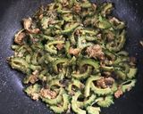 ゴーヤとサバ味噌缶の炒め物作り方4写真