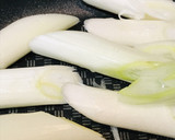 鶏むね肉と長ネギの炒め物●タレ焼き作り方1写真