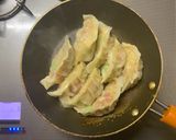 トマトと枝豆のピリ辛餃子作り方5写真