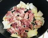 柿酢とめんつゆ炒め～トマトと豚肉編～作り方3写真