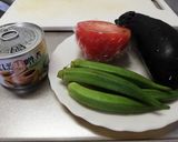 トマト茄子オクラ鯖味噌煮炒め作り方1写真