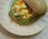 朝ごはん ふわふわ玉子 ガーリックバター作り方1写真