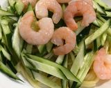 焼きそば麺でキュウリとゆでエビの冷し中華作り方5写真