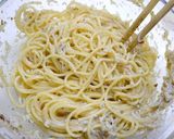 簡単！混ぜパスタ☆海鮮カルボナーラ作り方6写真