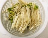 砂肝と豆もやしのにんにく炒め作り方1写真