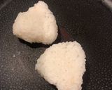 簡単！めんつゆ焼きおにぎり〜フライパンで作り方2写真