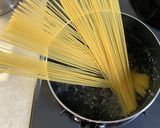鍋ひとつで作る強制乳化のペペロンチーノ作り方5写真