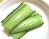 「おうち居酒屋」キュウリの中華風炒め作り方1写真