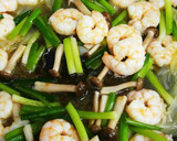 簡単♪美味しい☆海老ときのこの和風パスタ作り方5写真