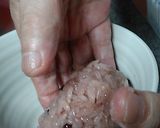 お赤飯と白いごはんの、ふんわりおにぎり作り方6写真
