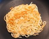 中華風牛肉と小松菜の焼きそば作り方7写真