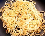 中華風牛肉と小松菜の焼きそば作り方8写真