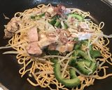 塩煮豚ゴーヤ焼きそば！作り方3写真
