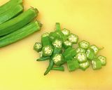 オクラのガーリック炒め作り方1写真