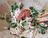 簡単!鶏ササミと梅シソのごまだれ和え♪作り方2写真