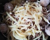 肉団子入りタケノコとキノコの味噌汁作り方2写真