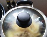 肉団子入りタケノコとキノコの味噌汁作り方3写真