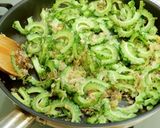 ～ご飯が進む～ゴーヤの味噌おかか炒め作り方5写真