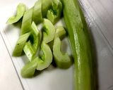 おばけきゅうりとベーコンの塩ニンニク煮作り方1写真