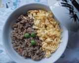 鶏そぼろの2色丼♪作り方2写真