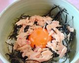 お昼ご飯に？超簡単！ツナの卵かけご飯作り方3写真