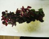 簡単!ビーツとビーツの葉の炊き込みご飯♪作り方1写真