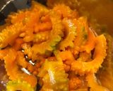 黄色いゴーヤの炒め物 簡単おいしい作り方1写真