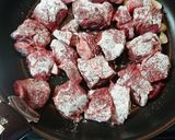 ☆牛肉の赤ワイン煮込み☆作り方5写真