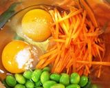 鮮やか！人参と枝豆の玉子焼き☆　作り方3写真