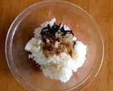 お弁当に♪ごま油香る簡単おにぎり作り方1写真