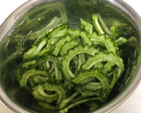簡単！ゴーヤのツナマヨ炒め作り方1写真