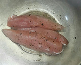 鳥ササミときゅうりの刻みワサビ和え作り方1写真