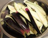 茄子とピーマンの味噌炒め作り方1写真
