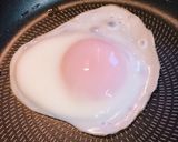 いつ食べるの？ハムカツカレーの卵のせ作り方4写真