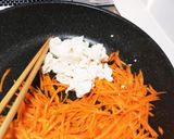 麺つゆで✿人参の炒り豆腐あえ作り方1写真