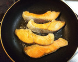 塩鮭の照り焼き。:*:★作り方3写真