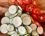 華やかな【夏野菜マヨのポークソテー】作り方1写真