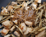 ご飯がすすむ♪ごぼうと鶏むねのゴマみそ作り方6写真