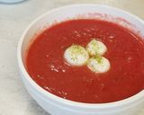 ハーブソルトが決め手！夏のトマトスープ作り方4写真