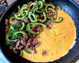 ゴーヤと挽肉の玉子炒め作り方7写真