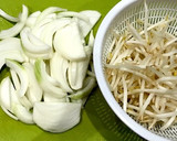 簡単♪10分♪豚肉もやしの生姜炒め煮作り方1写真