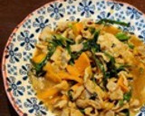 鮮やかに食欲増進！ニラと人参豚コマ炒め作り方6写真