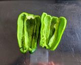 キーマカレーでピーマンの肉詰めチーズ焼き作り方1写真